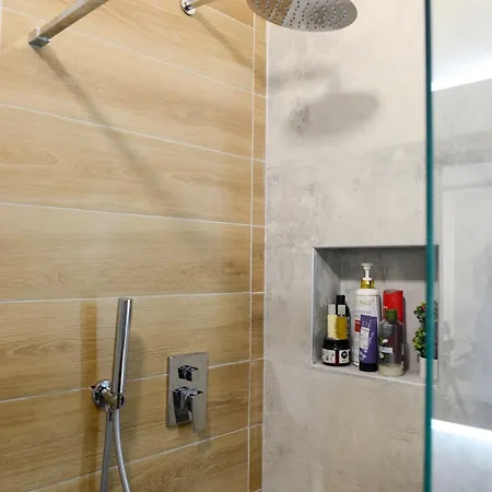 Apartment Cozy In The Center Tirana